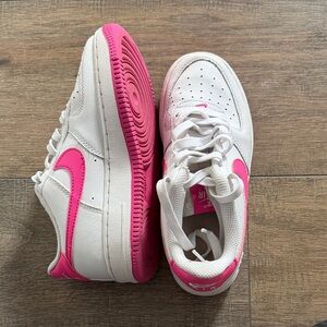 Nike Kids White and Pink Sneakers